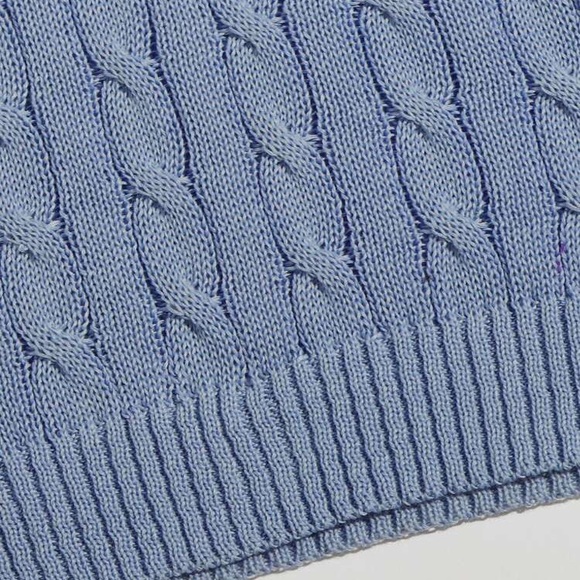 Cable Knit Cropped Sweater Vest - Picture 6 of 9